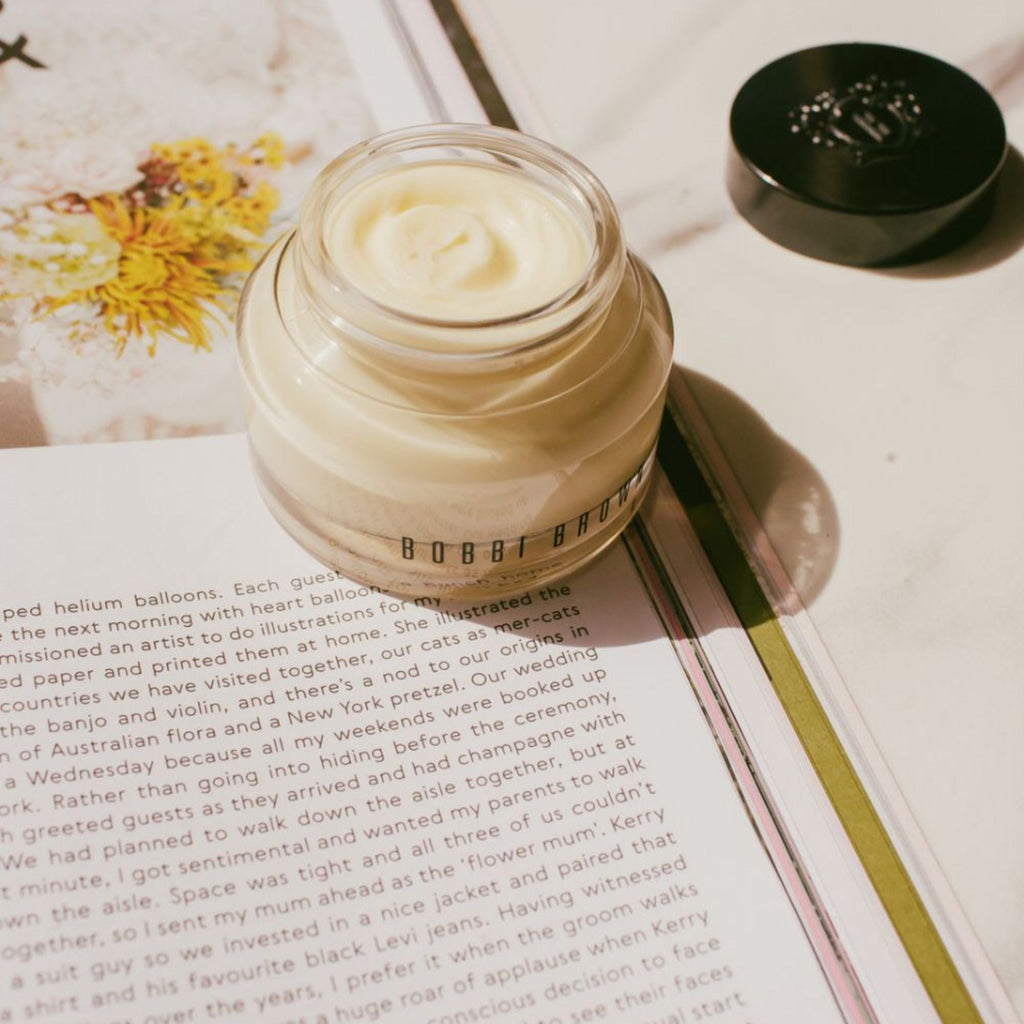 Bobbi Brown Vitamin Enriched Face Base – Hydrating Primer & Moisturizer with Shea Butter & Hyaluronic Acid | 1.7 Fl Oz